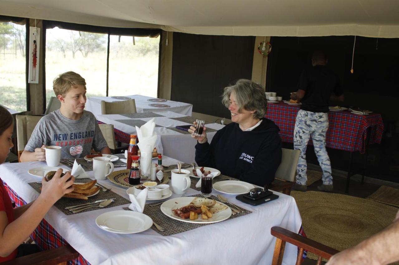 Osero Serengeti Luxury Tented Camp Banagi Экстерьер фото