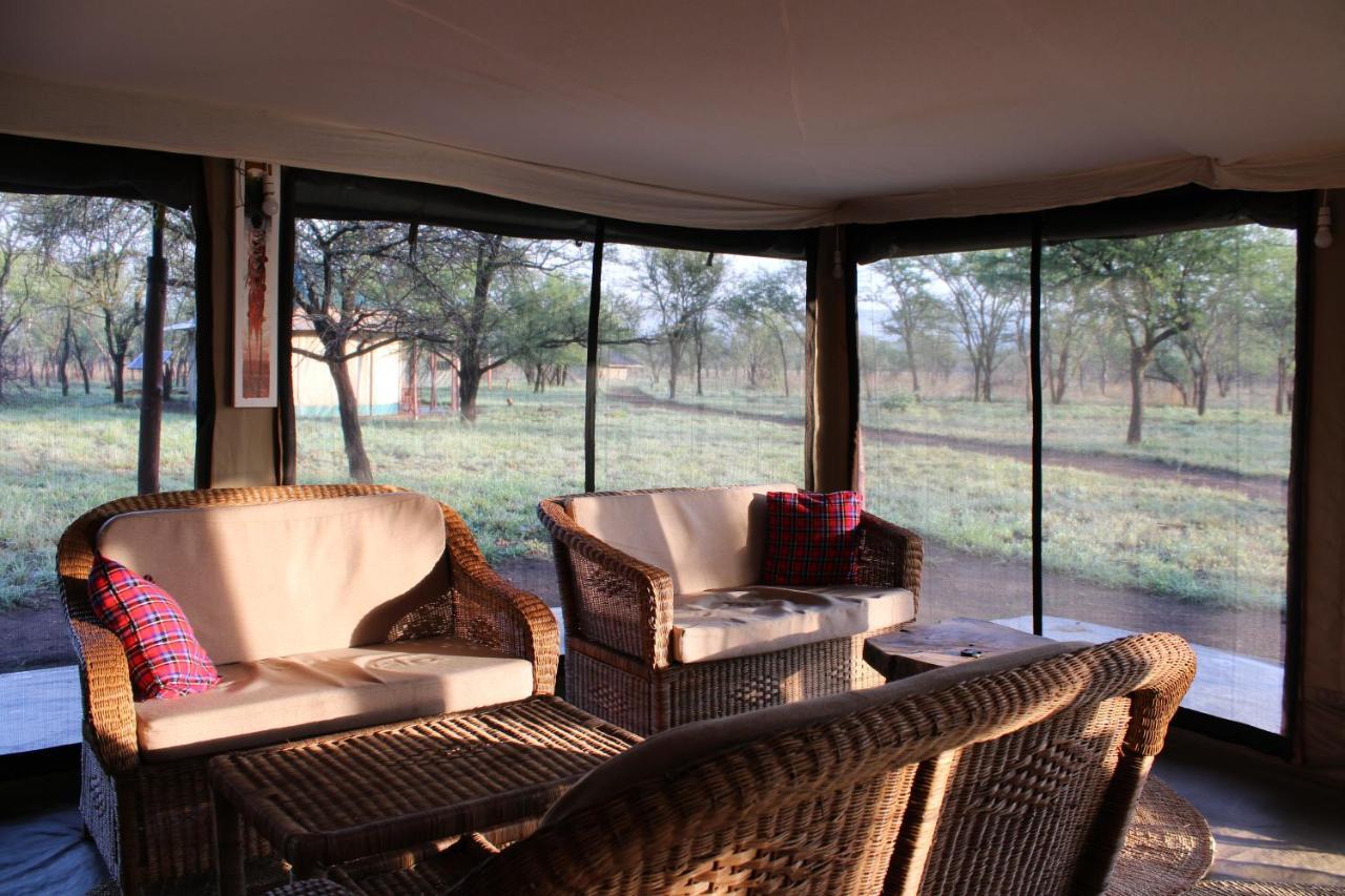 Osero Serengeti Luxury Tented Camp Banagi Экстерьер фото
