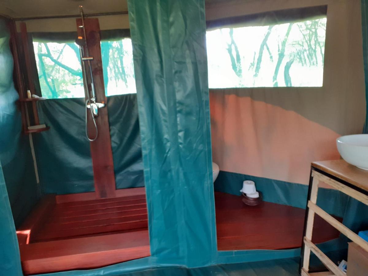 Osero Serengeti Luxury Tented Camp Banagi Экстерьер фото