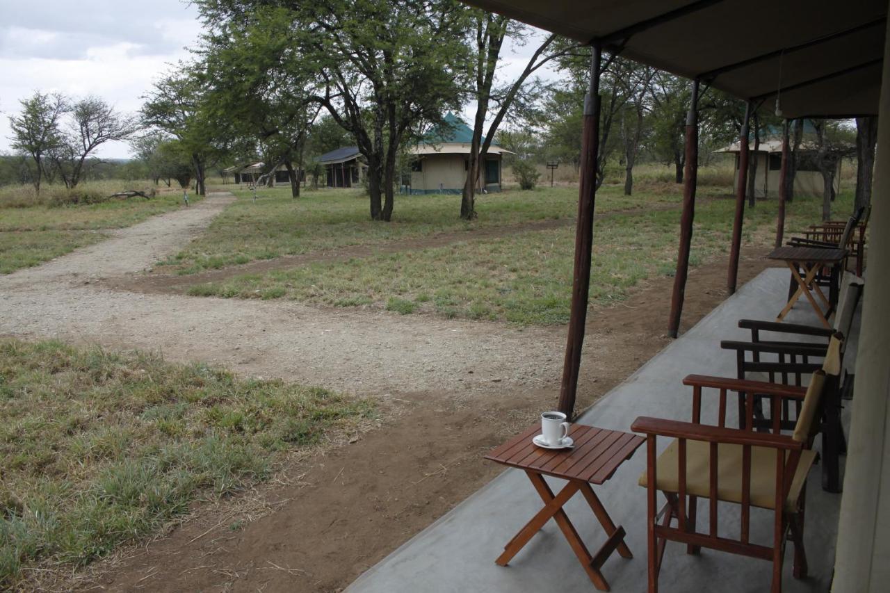 Osero Serengeti Luxury Tented Camp Banagi Экстерьер фото